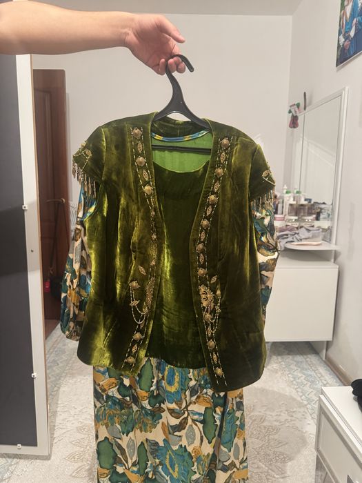 Көйлектер кажекейлер сатылады көп киілмеген тек 1.2кидім.