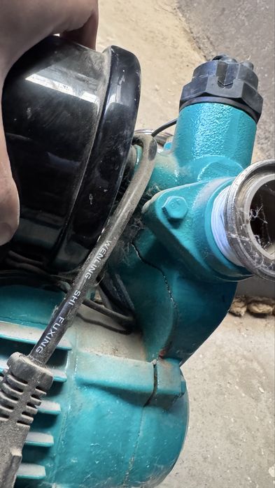 Nasos sotaman 450000 sòm. Zapchastga