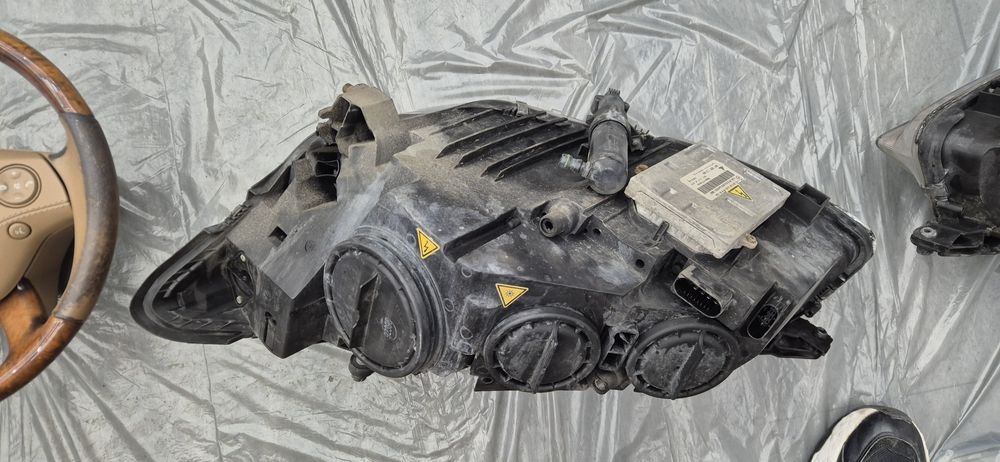 Части за mercedes s class w221