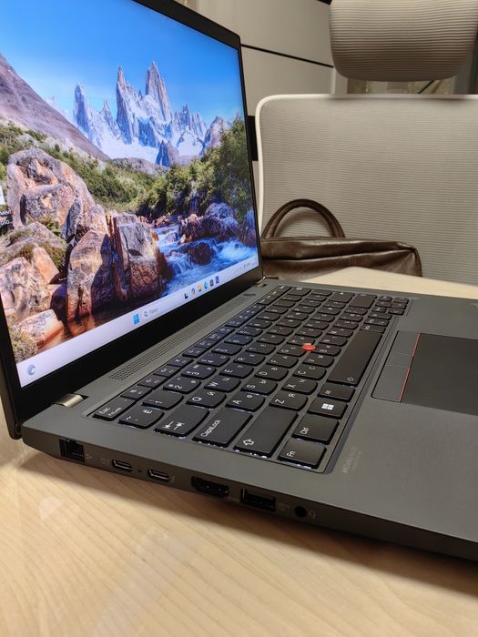 Thinkpad T14(Gen3) Core i7-1260P, 32G, 1TB, 450nit, 100% SRGB