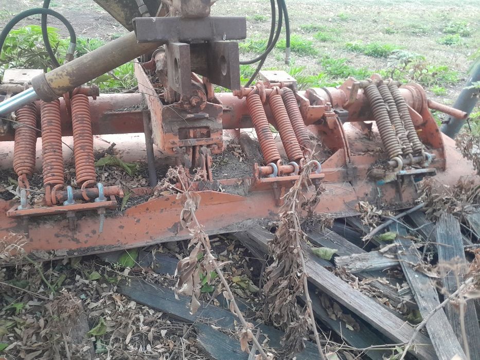 Lamă de zăpadă în stare buna se vinde pentru că nu o folosesc