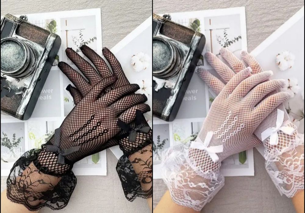 Роскошные женские перчатки в белом и черном цвете