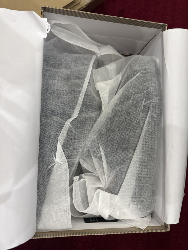 Louboutin nalichada