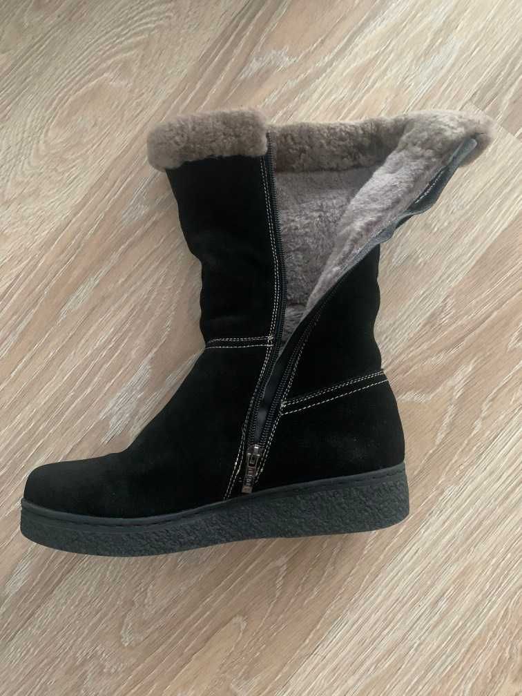 Продам зимние сапоги