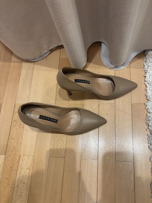 Pantofi de piele Anna Cori