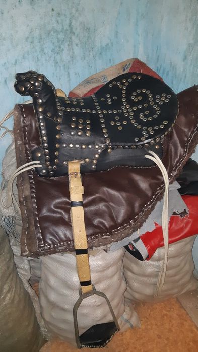 Продам седло казаское