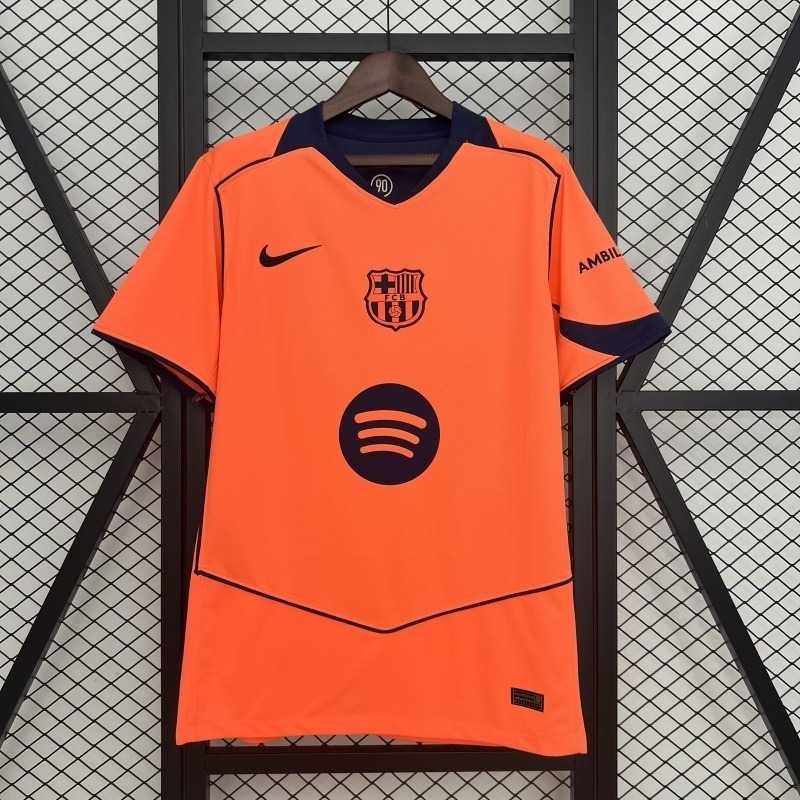 Тениска на FC Barcelona за сезон 25/26 в отлично състояние!
