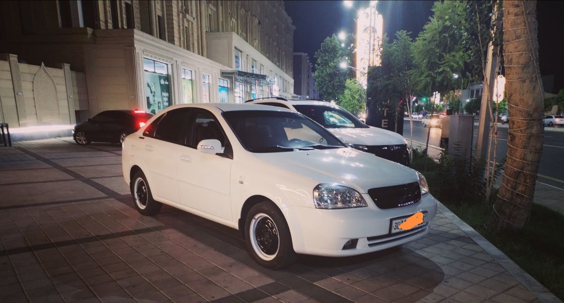 Продам свой ласети 2009г