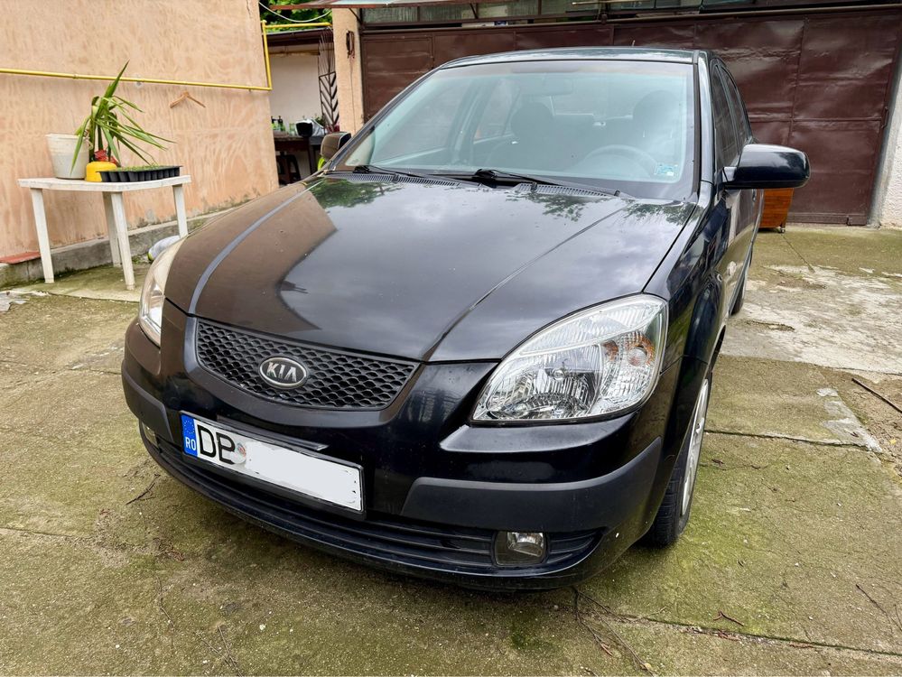 Kia Rio sedan 1.4 benzina