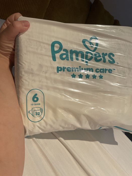Продавям памперс 6 премиум кер