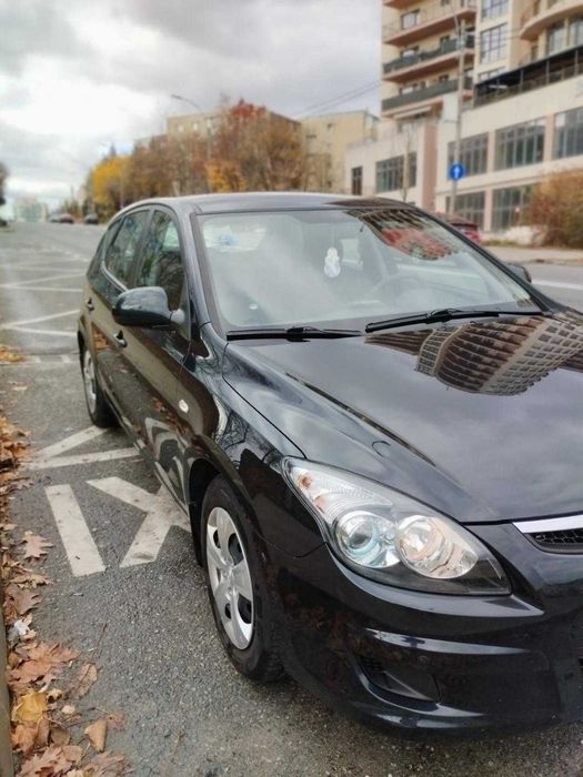 Hyundai i30 1.4 Benzină – 106.000 km REALI – Vopsea Originală