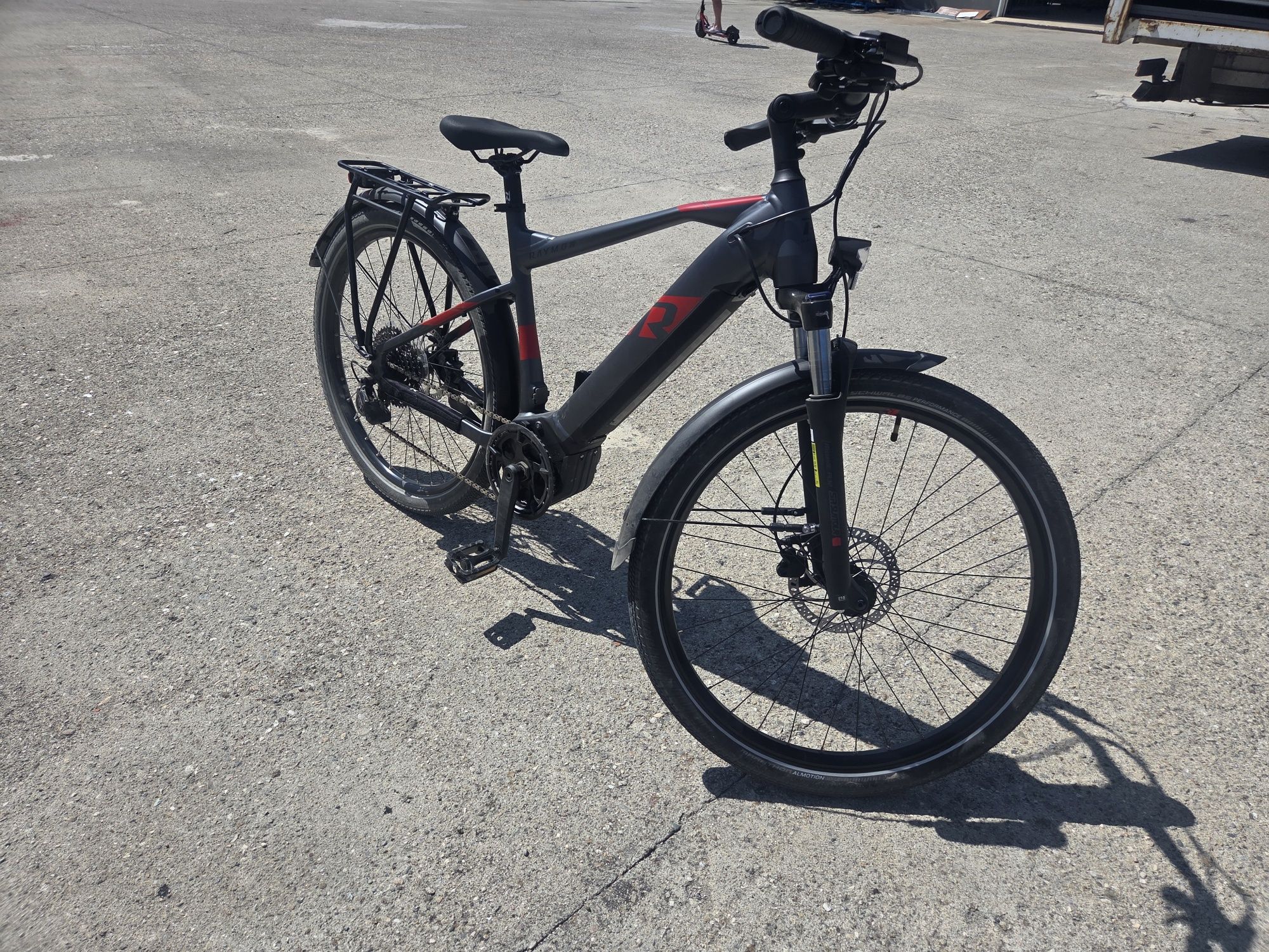 Електршчески велосипед Raymon TourRay E6.0