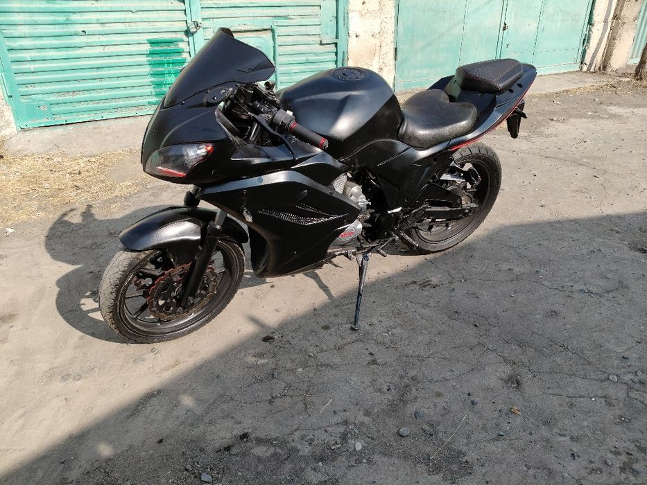 Мото Кавасаки 250