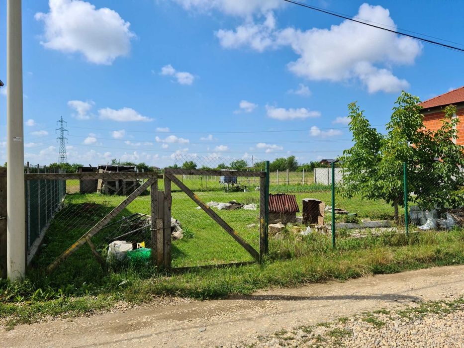 casa si loc de casa 5 ari paulesti