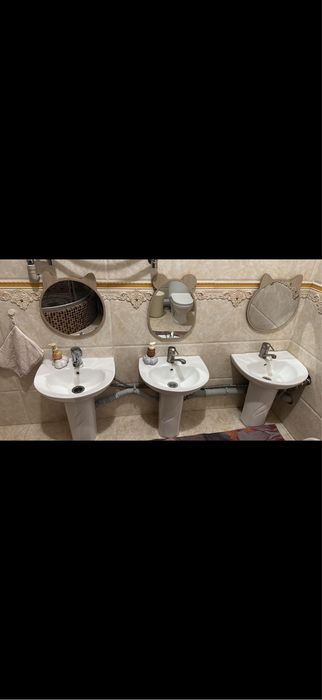 Детская раковина и унитаз