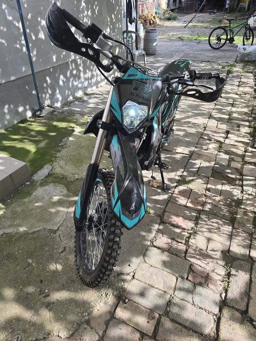 Cross Alfarad T7 2025