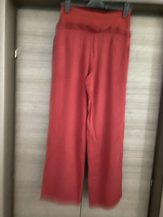 Pantaloni largi gravide