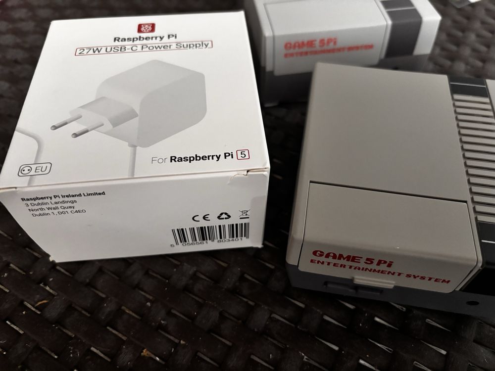 Raspberry pi 5 case charge