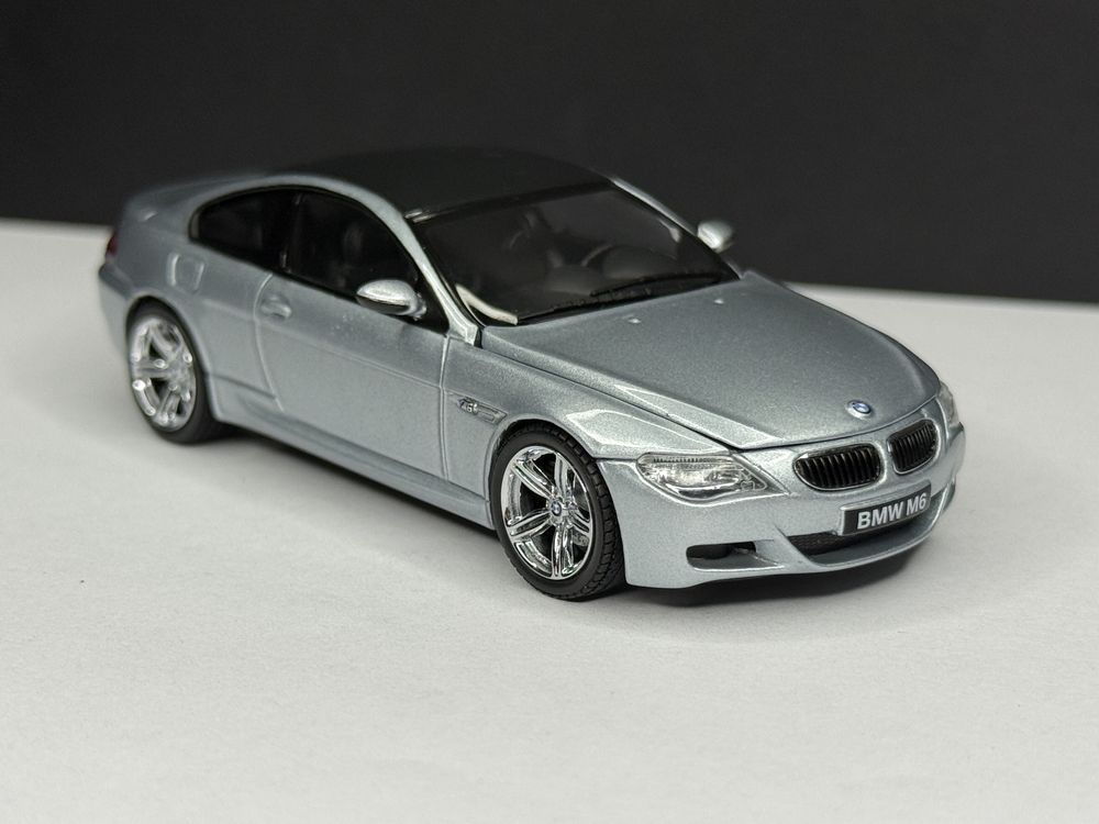 Kyosho 1:43 BMW M6
