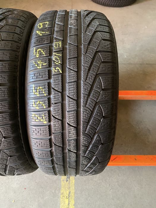 Anvelope iarna 255/45/19 Pirelli Sottozero 2 255 45 19 R19