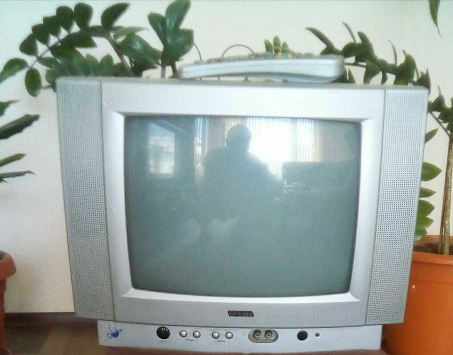 Продавам работещ телевизор Westel