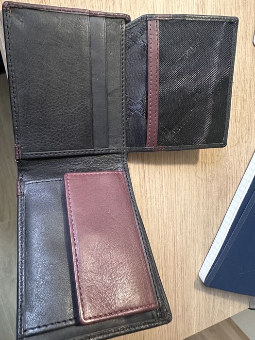 Мъжки кожен портфейл