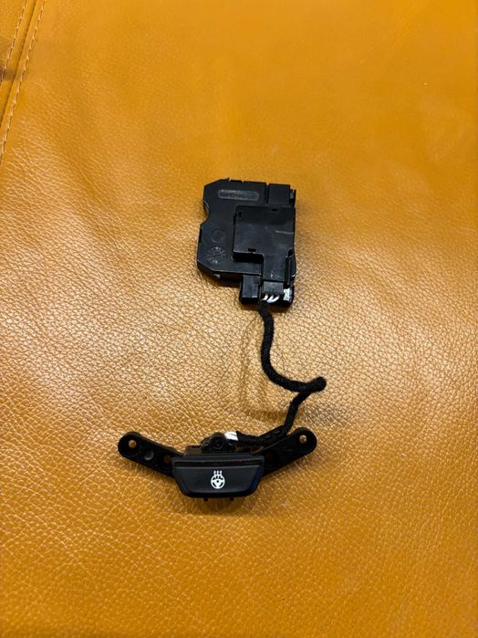 BMW X3 G01 - бутон подгряване волан