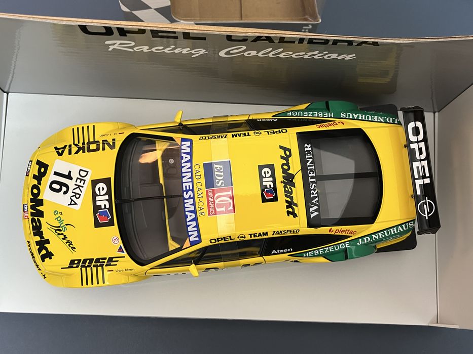 macheta Opel Calibra 1:18 UT Models noua