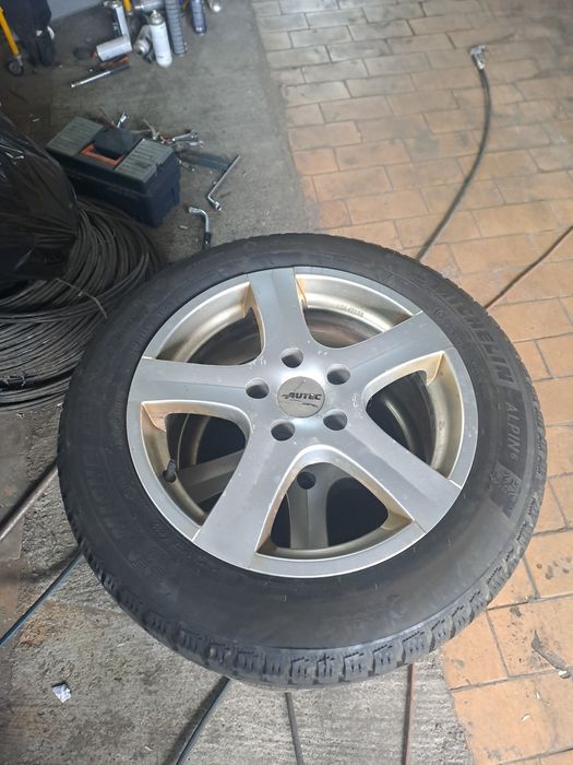 Cauciucuri iarna 205-55-16 michelin alpin