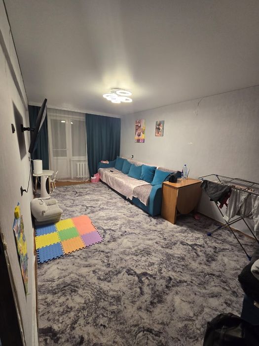 Продам 3х комнатную квартиру п.Усть-Таловка.