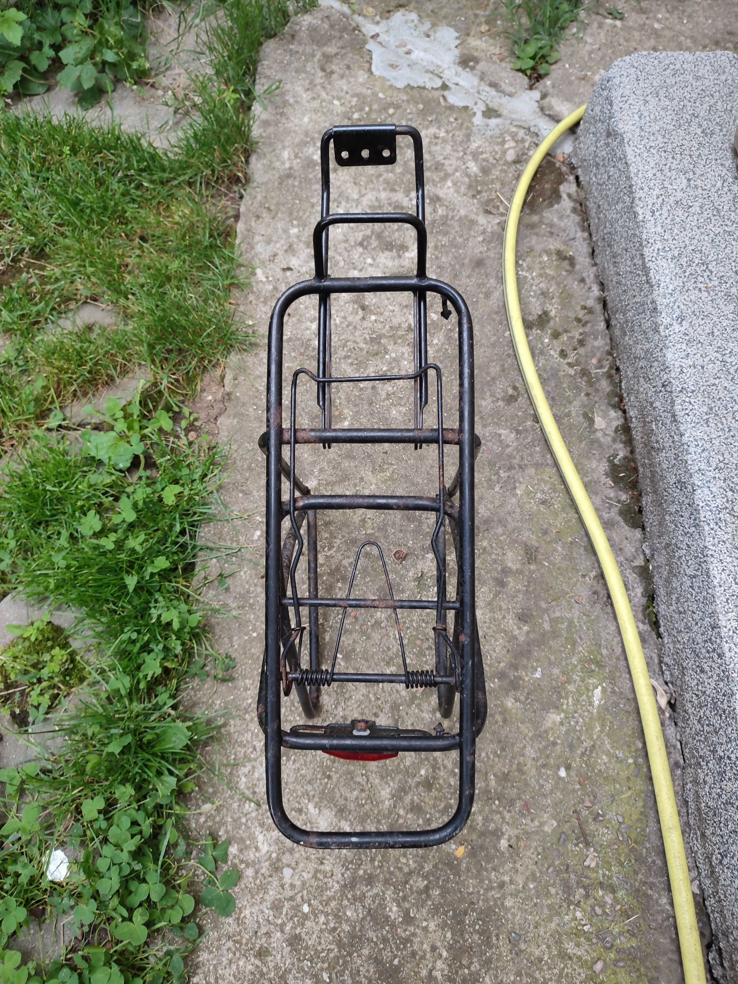 portbagaj spate bicicleta 26" stare excelenta