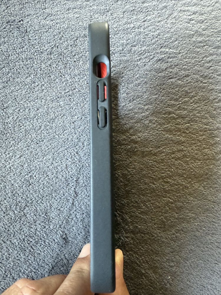 iPhone 15 black 256 gb.