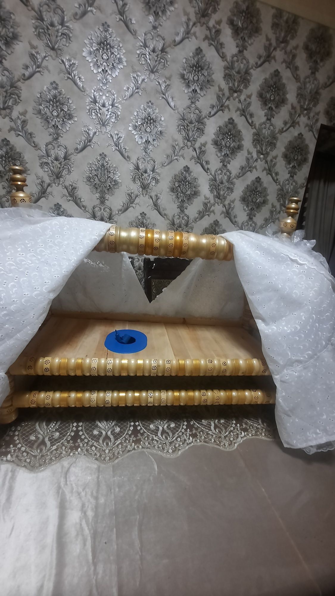 Oq bewik kamplekti bilan
