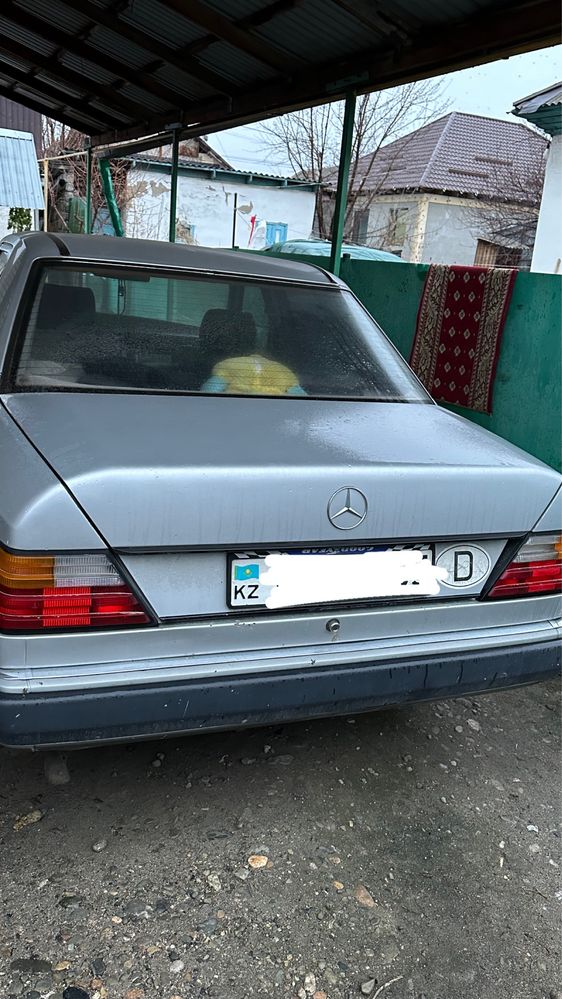 Mercedes benz 124