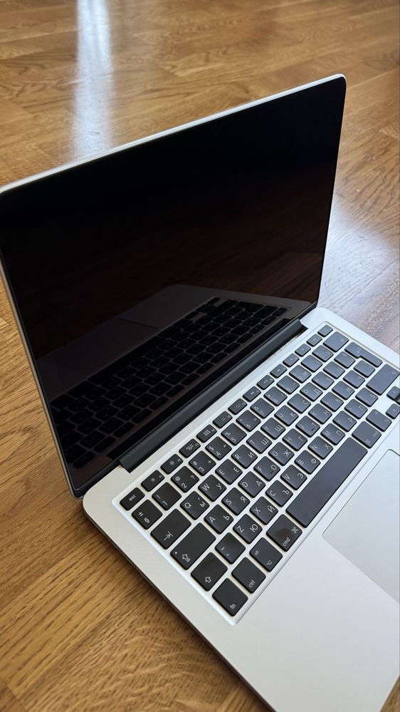 Apple MacBook Pro 13” 2013 - много запазен НЕ е M1 M2 M3 M4