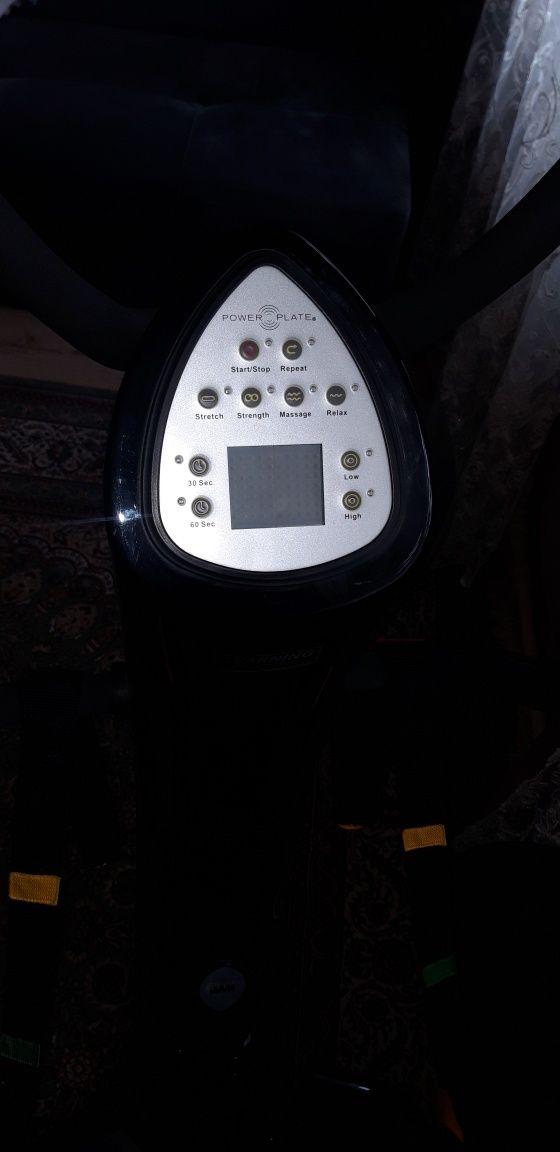 Тренажёр Power Plate My5 вибро-платформа