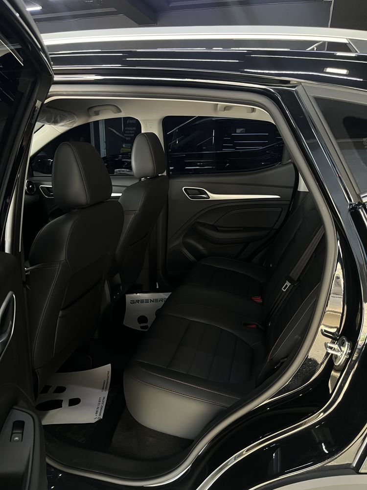 MG ZS компактный крассовер