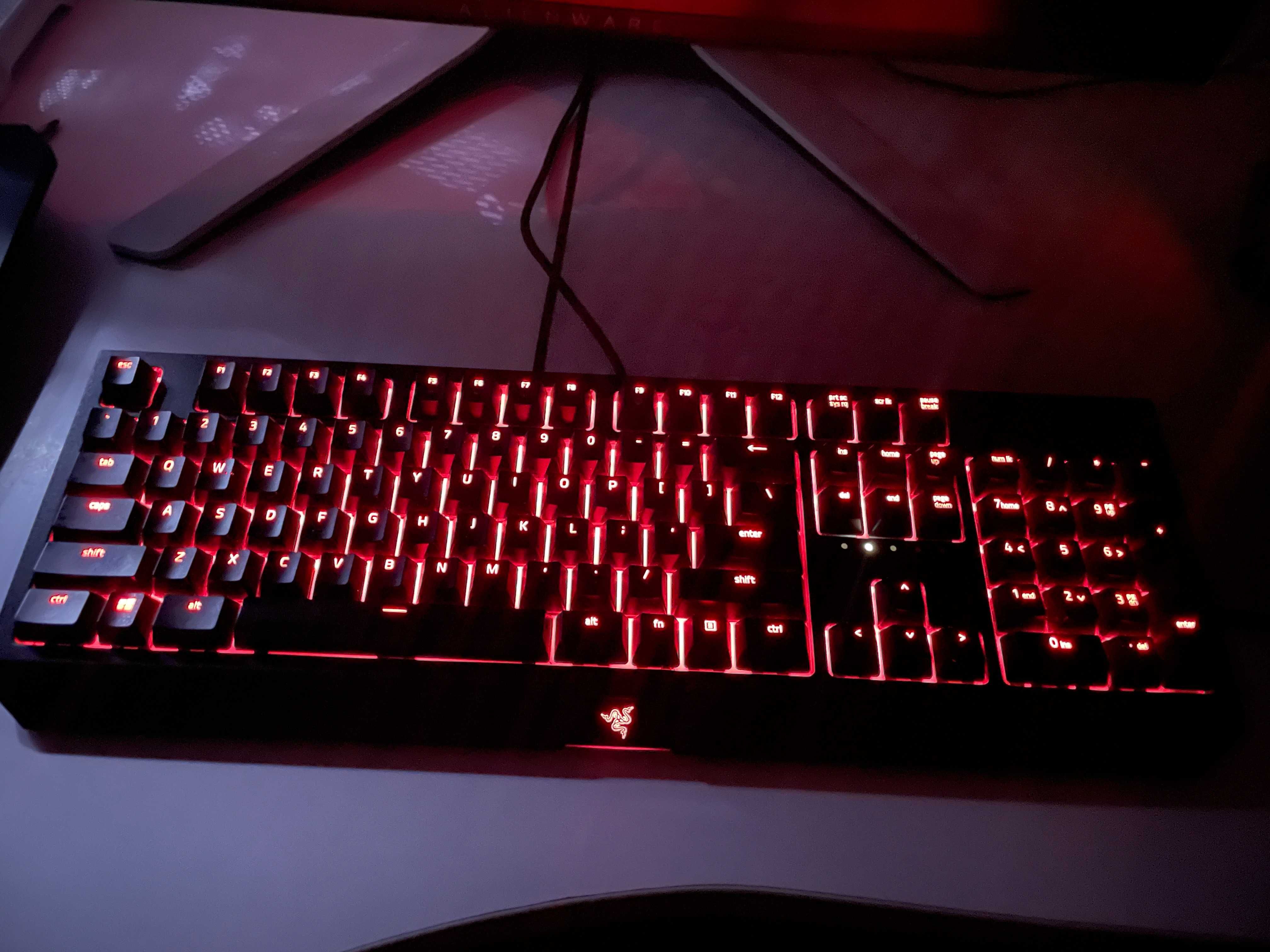 Tastatura Razer Blackwidow Chroma Swich Verde-Clicky si Tactile