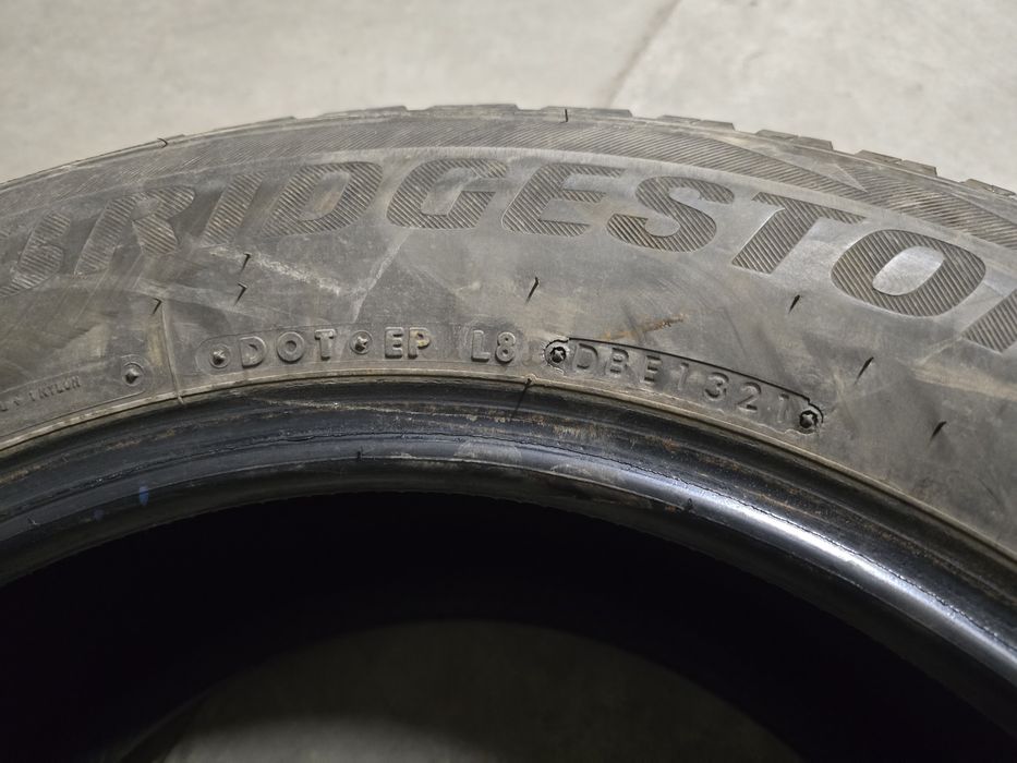 235/65/17 Bridgestone Blizzak DM-V2