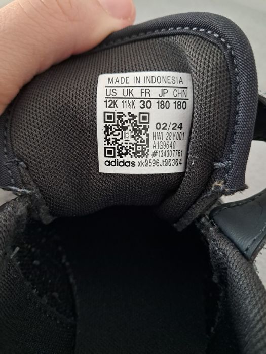 Adidași marimea 30 baieti