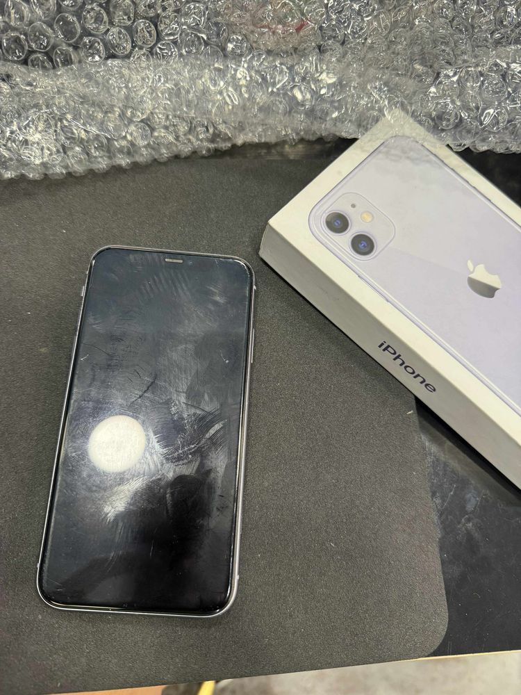 Iphone 11 128gb!