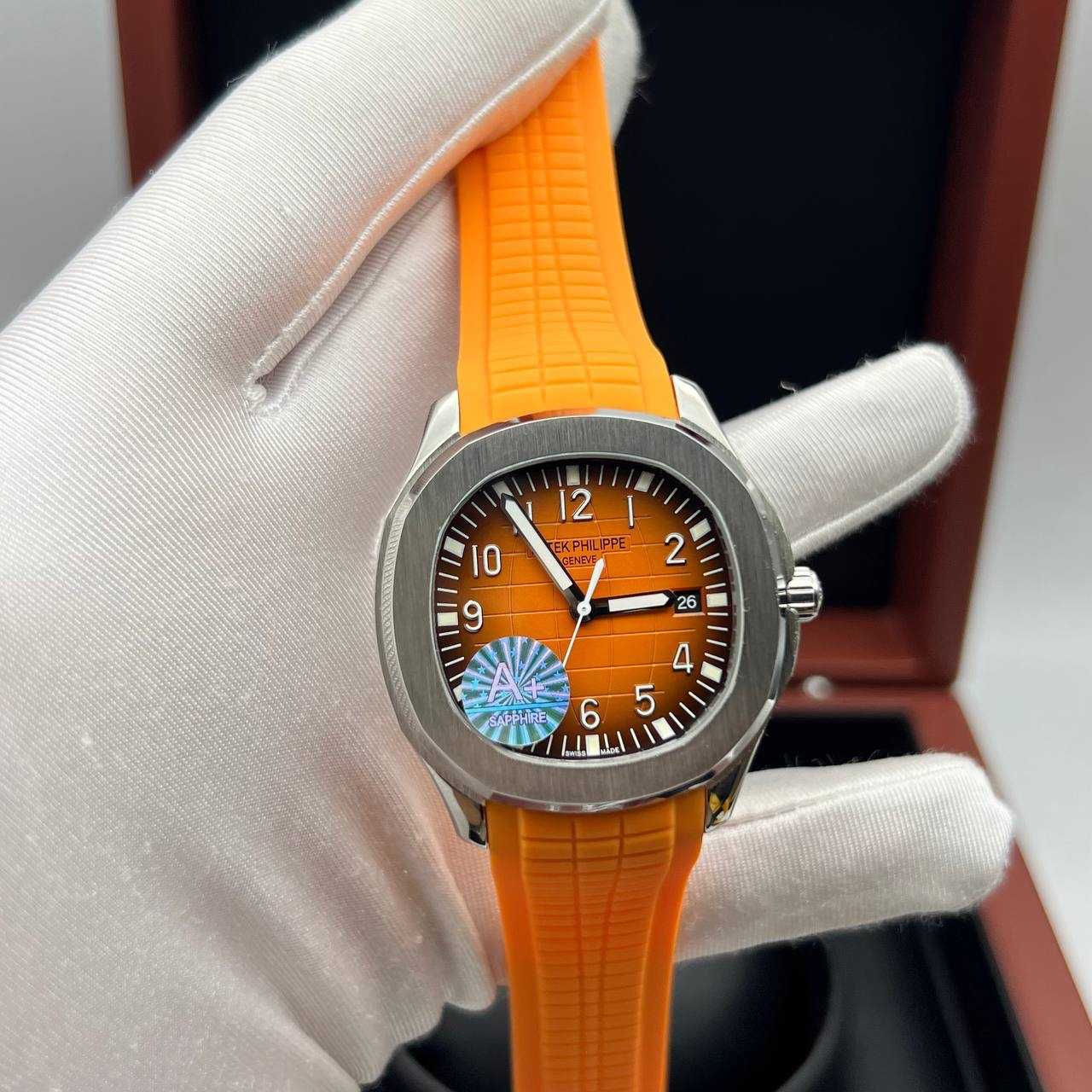 patek philippe aquanaut оранжево