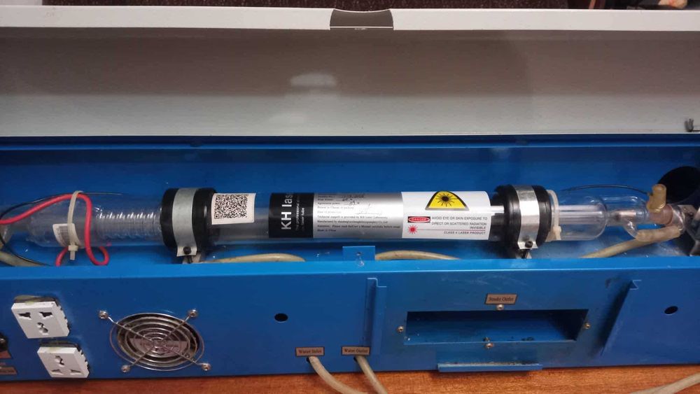 Лазерен гравир Лазер за гравиране Машина за гравиране