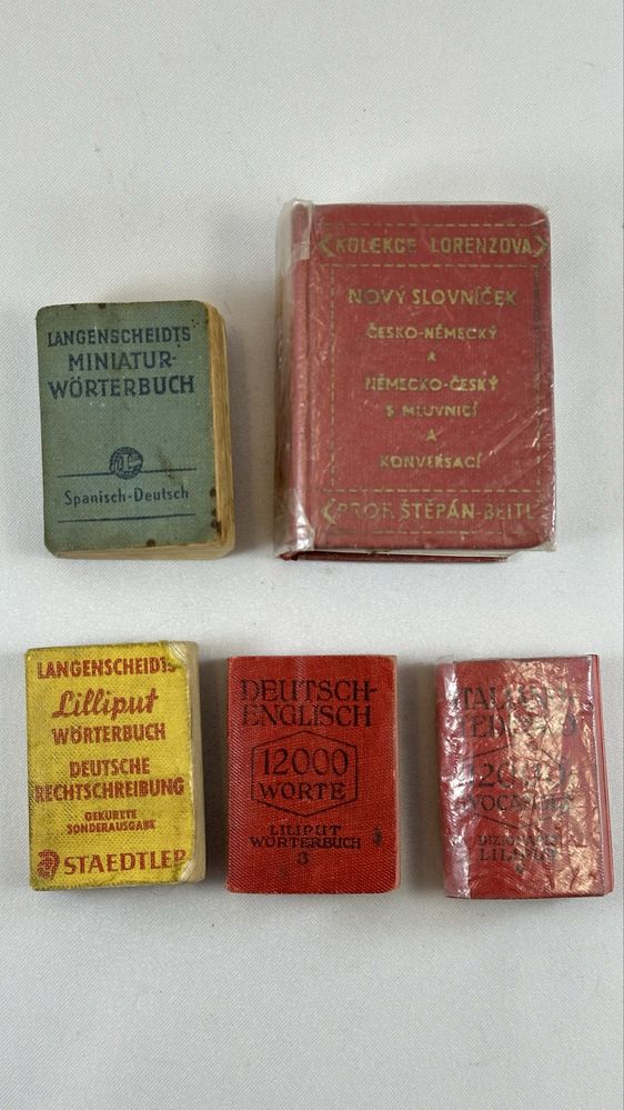 Colectie dictionare liliputh vechi miniatura carti mici de colectie
