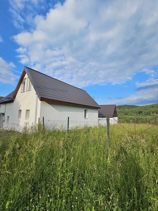 Casă de vânzare in Gărîna