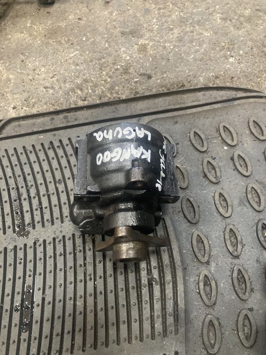 Renault Kangoo,Laguna,Megane 1999година 1.9dti Хидравлична Помпа