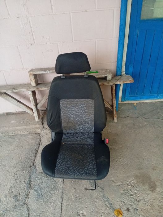 Сидение авто Некси передний