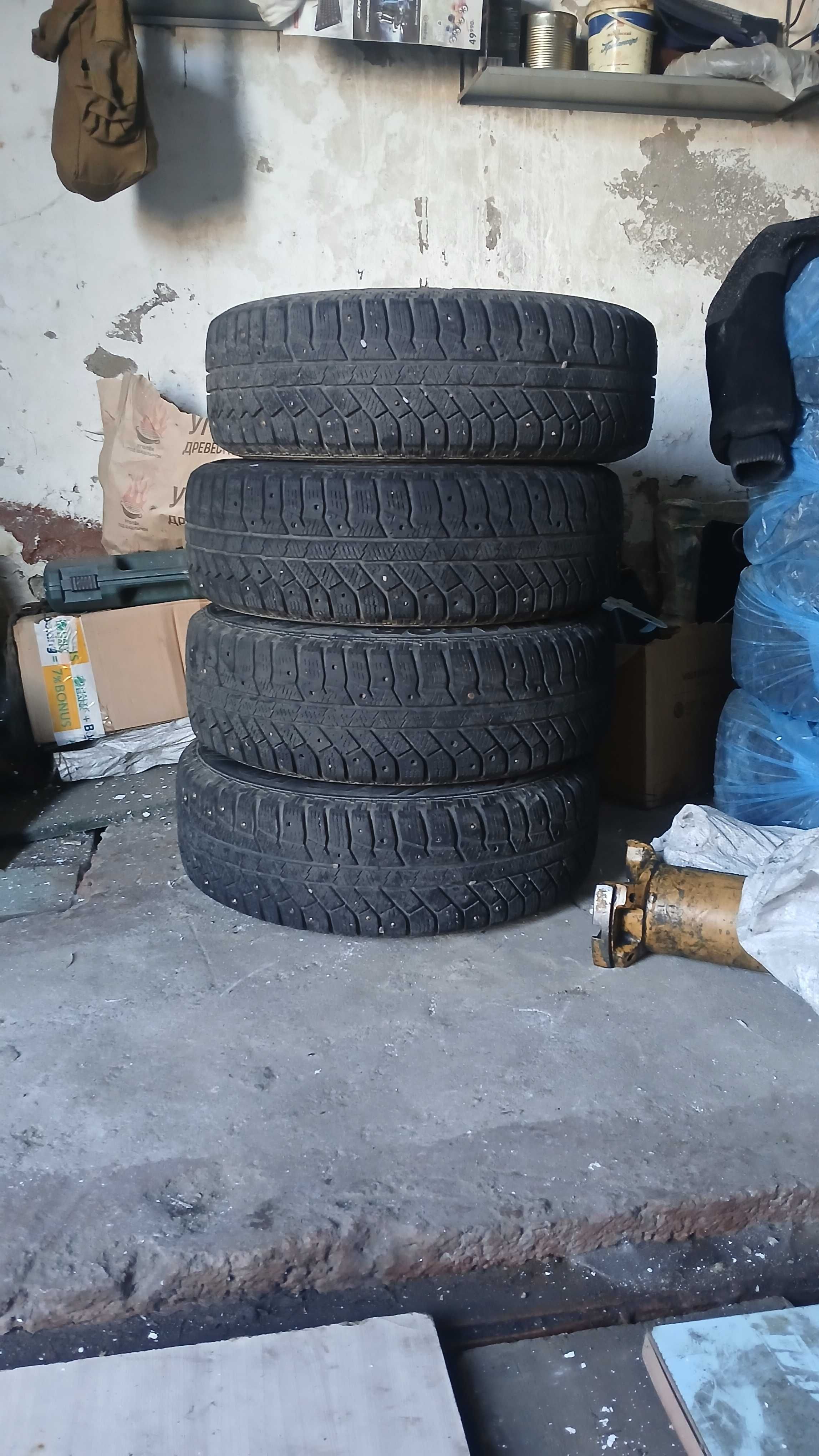 Продам зимнюю резину