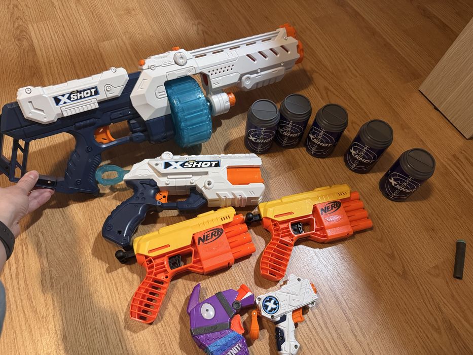 Pistoale NERF in stare foarte buna