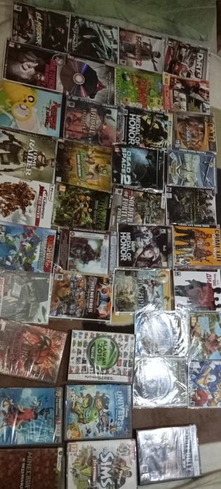 Продам DVD диски с играми на компьютер.